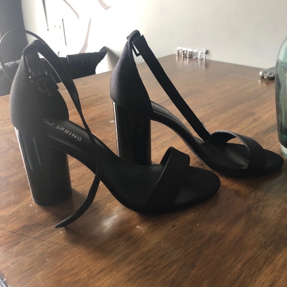 Call it Spring heels - Picture 2 of 3